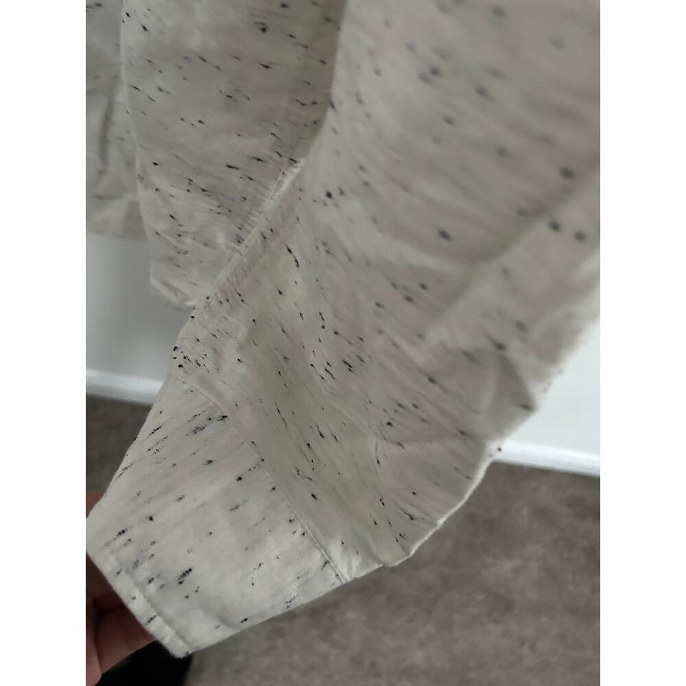 H&M Button Down *L* - Picture 3 of 5